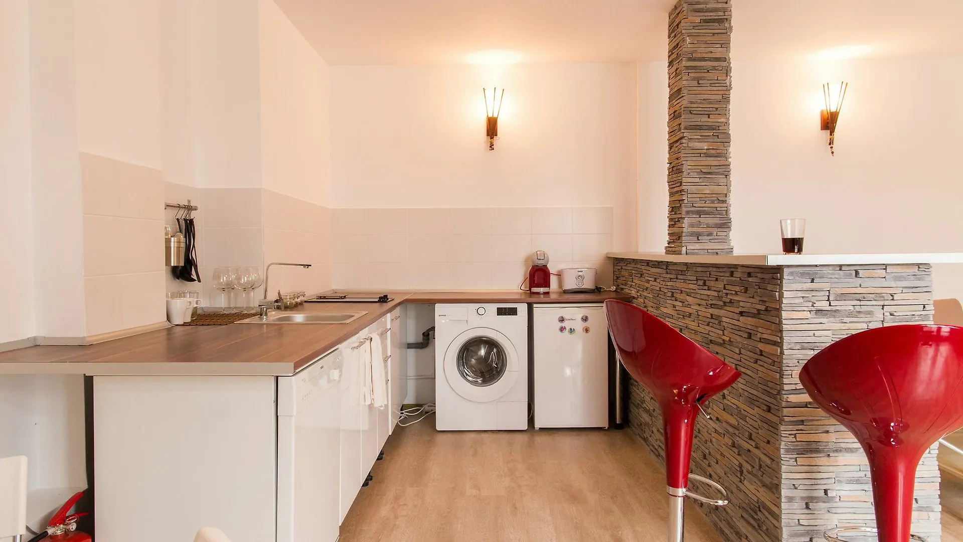 Spacious Ultracentral Apartment Old City Bucharest 0*,